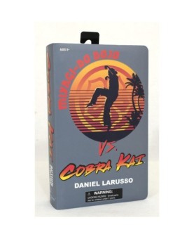 Figura diamond select toys vhs cobra kai daniel larusso san diego comic con sdcc 2022 exclusivo