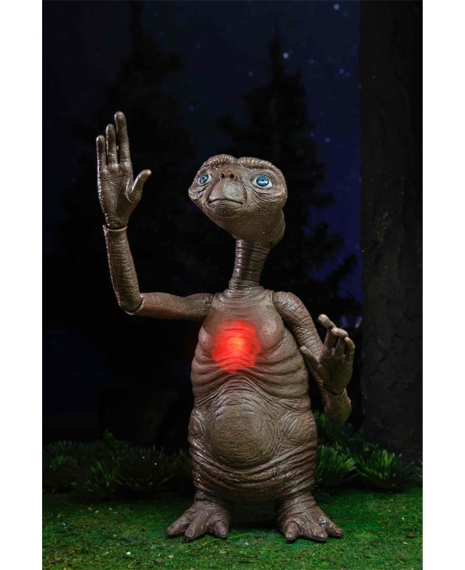 Figura neca ultimate deluxe e.t. con pecho led 40 aniversario et