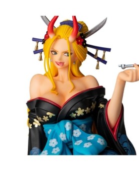 Figura ichibansho one piece glitter of ha black maria