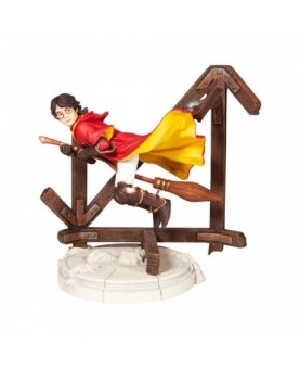 Figura enesco harry potter jugando al quidditch