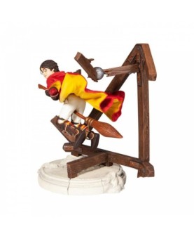 Figura enesco harry potter jugando al quidditch